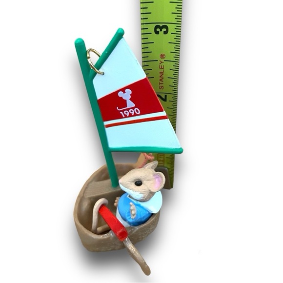 Ornament 1990 Hallmark Mouseboat Keepsake Christmas Ornament - Picture 4 of 5